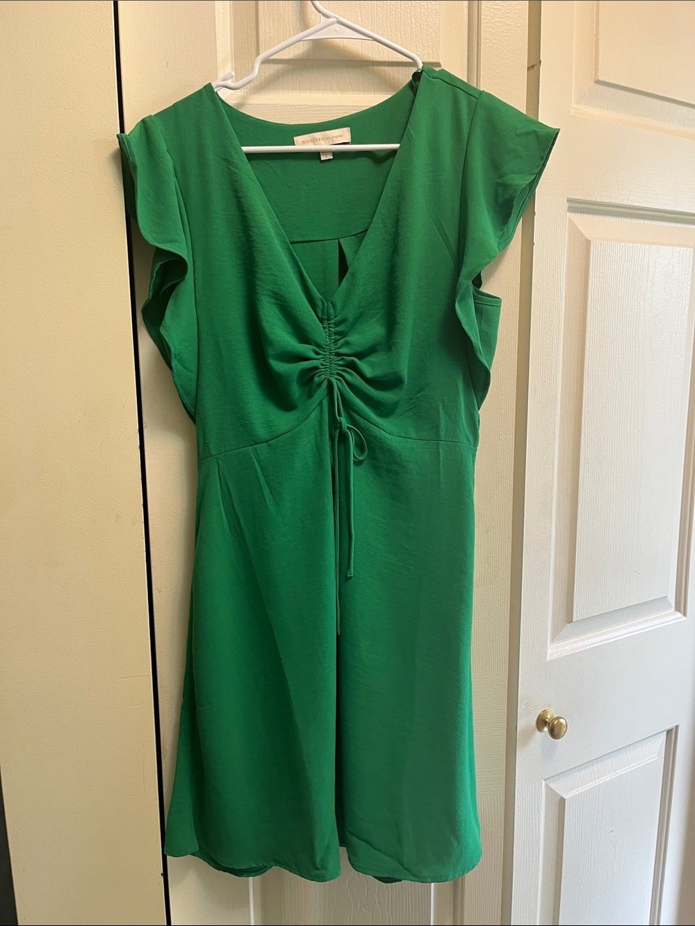Monteau Emerald Green Ruched V-Neck Midi Dress
